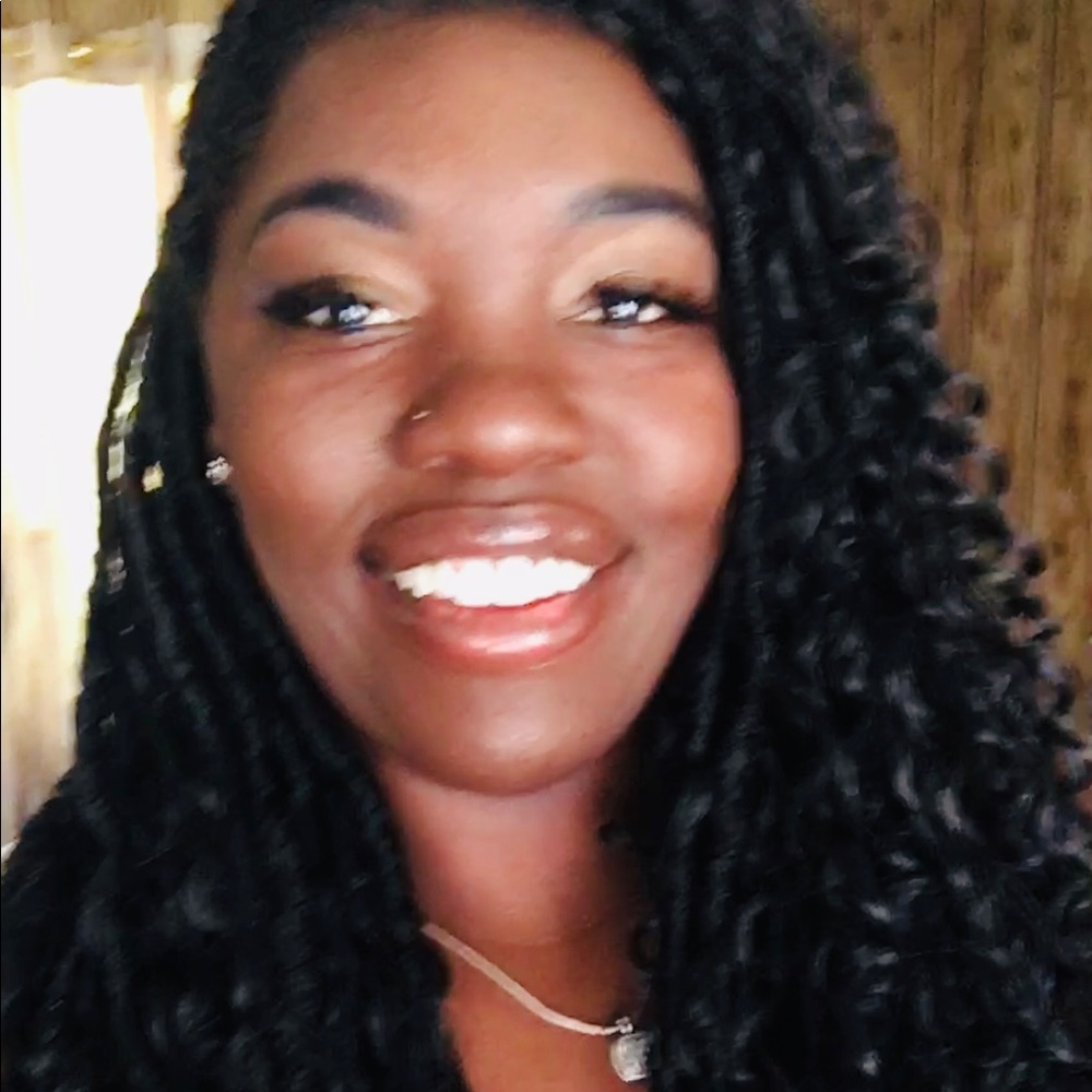 Meet your Posher, Juju